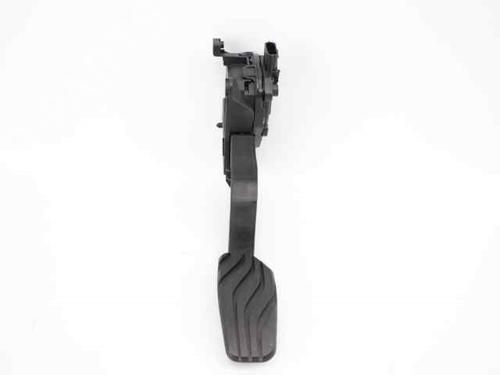 Used Pedal RENAULT CAPTUR II (HF_) TCe 130 (HFMF) (131 hp) 19223495