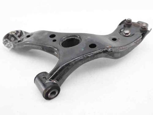 Right front suspension arm TOYOTA AURIS (_E18_) 1.8 Hybrid (ZWE186_, ZWE186R) | BP19225715M13 