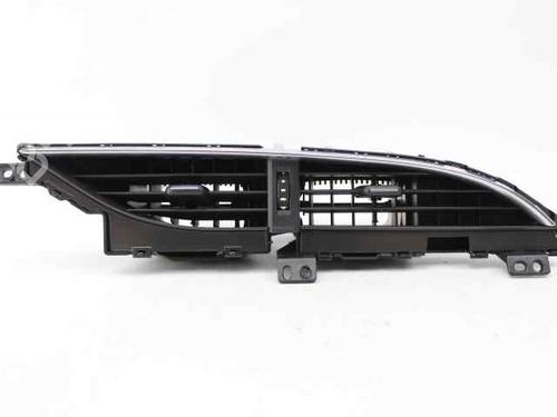 Used Air vent TOYOTA YARIS (_P13_) 1.0 (KSP130_, KSP130) (69 hp) 25208128