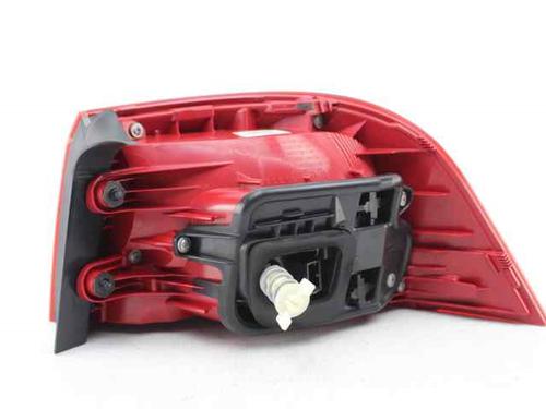 Left taillight VW PASSAT B6 (3C2) 1.6 TDI | BP31576565C34 - Image 5