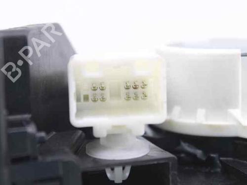 Gear lever TOYOTA AURIS (_E18_) 1.8 Hybrid (ZWE186_, ZWE186R) | BP19225655M90 