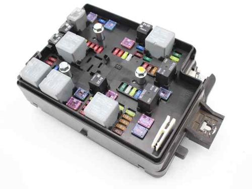 Used Fuse box CHEVROLET AVEO Hatchback (T300) 1.2 (86 hp) 19236588