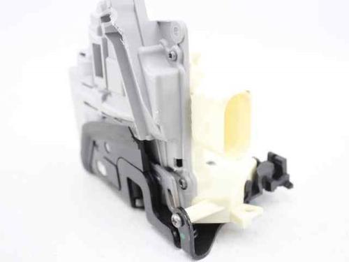 Front left lock VW PASSAT B6 (3C2) 1.6 TDI | BP21199652C98 