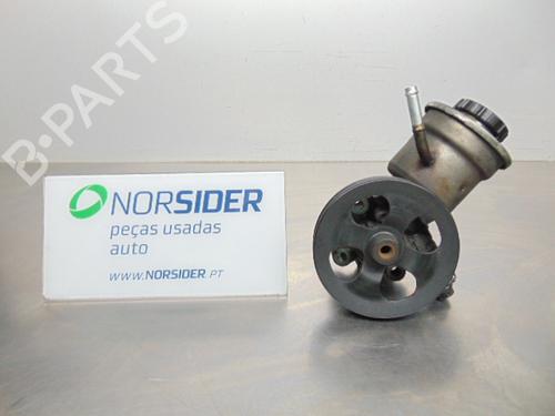 Used Steering pump TOYOTA YARIS (_P1_) 1.0 (SCP10_, SCP10R) (68 hp) 19199380