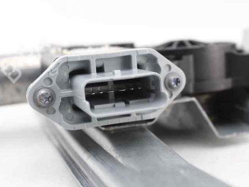 Front left window mechanism RENAULT CAPTUR I (J5_, H5_) 1.5 dCi 90 (J5N4, J5M5, J5MW, J5M6, J5AL, J5AJ) | BP32005763C22 