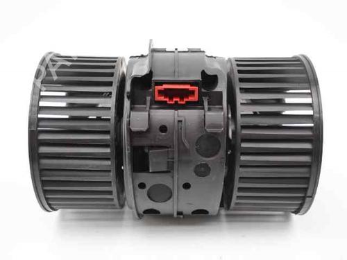 Used Heater blower motor RENAULT MEGANE III Grandtour (KZ0/1) 1.5 dCi (KZ09, KZ0D, KZ1G, KZ29, KZ14, KZ1W, KZ10, KZ1F,... (110 hp) 21049805