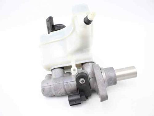 Brake master cylinder VW PASSAT B6 (3C2) 1.6 TDI | BP21200424M77 