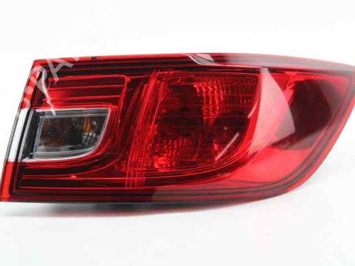 Right taillight RENAULT CLIO IV (BH_) 0.9 TCe 90 (BHNF, BHMA, BHMH, BHJK, BHJR) | BP19224536C35 
