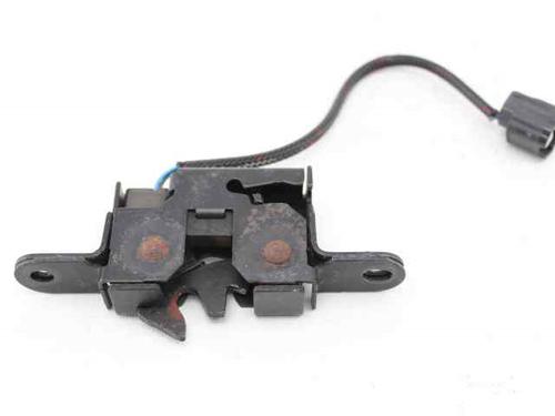 Używane Zamek maski RENAULT MEGANE III Hatchback (BZ0/1_, B3_) 1.5 dCi (BZ0C) (90 hp) 24169933