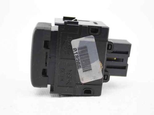 Switch NISSAN QASHQAI / QASHQAI +2 I (J10, NJ10, JJ10E)  | BP19227821I30 