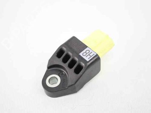 Used Electronic module TOYOTA YARIS (_P13_) 1.5 Hybrid (NHP130_, NHP130) (101 hp) 19226679