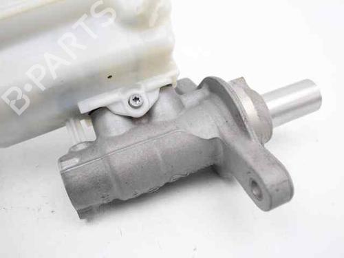 Brake master cylinder RENAULT KANGOO Express (FW0/1_) 1.5 dCi 75 (FW07, FW10, FW04) | BP19239337M77 