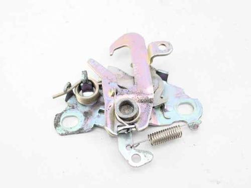 Used Hood lock CITROËN C3 III (SX) 1.2 PureTech 82 (83 hp) 30448197