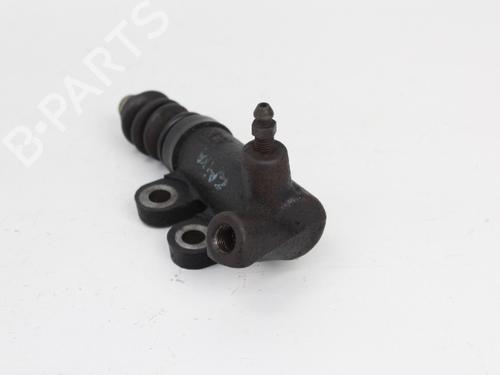 Clutch slave cylinder MAZDA 6 Station Wagon (GY) 2.0 DI (GY19) | BP19204780M113 