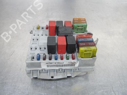 Fuse box FIAT PUNTO (188_) 1.9 DS 60 (188.031, .051, .231, .251) | BP19193725E1 
