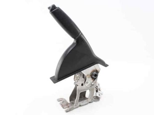 hand-brake-fiat-tipo-estate-356_-357_-2016-25800306 main image