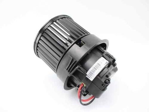 Heater blower motor PEUGEOT 208 I (CA_, CC_) 1.2 VTI 82 | BP19246687M62 
