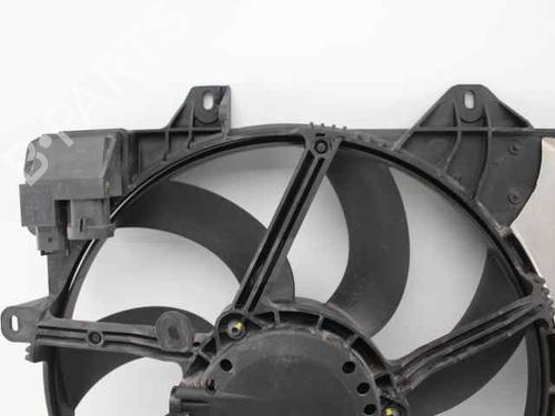 Radiator fan CITROËN C4 CACTUS 1.2 THP 110 | BP36029329M35 - Image 3