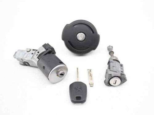 Used Ignition barrel PEUGEOT 308 SW II (LC_, LJ_, LR_, LX_, L4_) 2.0 BlueHDi 150 (150 hp) 19242418