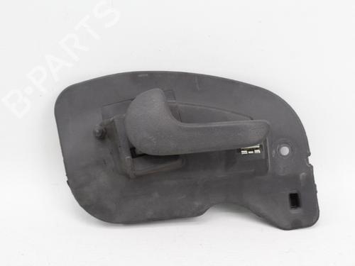 Poignée intérieure avant gauche OPEL COMBO Box Body/MPV 1.7 CDTI 16V (101 hp) 19207276