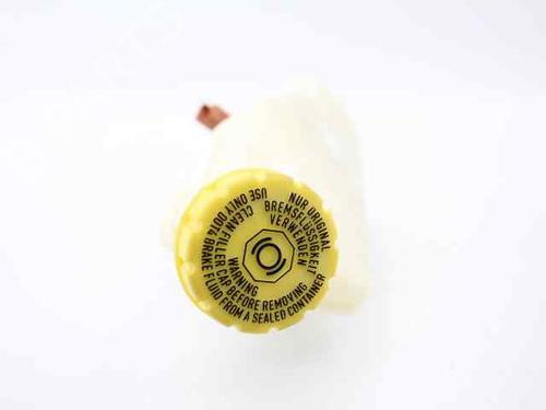 Brake master cylinder PEUGEOT 208 I (CA_, CC_) 1.2 VTI 82 | BP21830415M77 