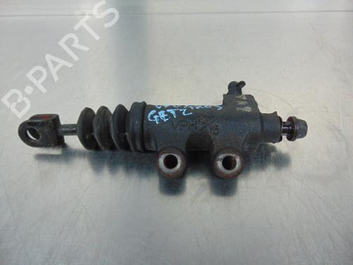 Clutch slave cylinder HYUNDAI GETZ (TB) 1.1 | BP19192657M113 