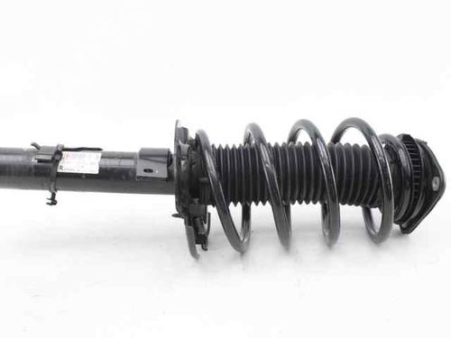 Used Right front shock absorber Right front shock absorber FORD FOCUS III Turnier [2010-2020] 33223190 33223190