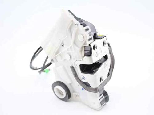 Used Front left lock TOYOTA YARIS (_P13_) 1.4 D (NLP130_, NLP130) (90 hp) 19237405