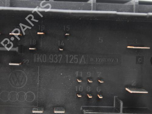 Fuse box SEAT LEON (1P1) 1.9 TDI | BP40554437E1 - Image 9