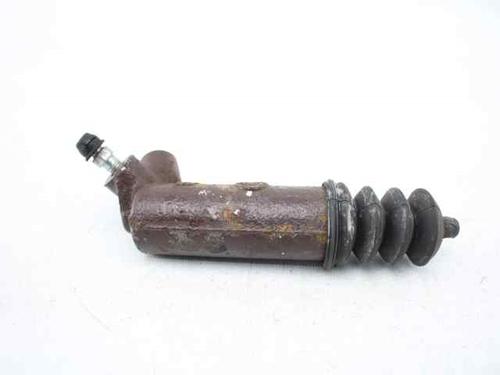 Clutch slave cylinder TOYOTA AVENSIS Saloon (_T27_) 2.0 D-4D (ADT270_, ADT270R) | BP19232518M113 