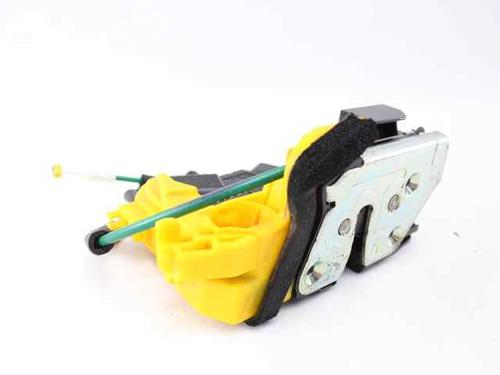 front-right-lock-hyundai-i30-gd-2011-34334039 main image