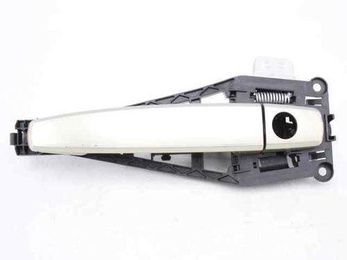 Used Front left exterior door handle OPEL CORSA D (S07) 1.3 CDTI (L08, L68) (75 hp) 19231743