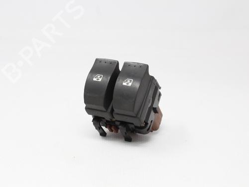 Used Switch RENAULT LAGUNA II Grandtour (KG0/1_) 1.9 dCi (KG0G) (120 hp) 19204472