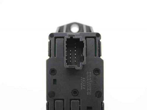 Switch RENAULT SCÉNIC III (JZ0/1_) 1.5 dCi (JZ02, JZ0R) | BP19234948I30 