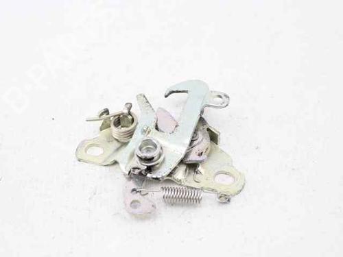 Used Hood lock CITROËN C3 III (SX) 1.2 VTi 82 (82 hp) 28446027
