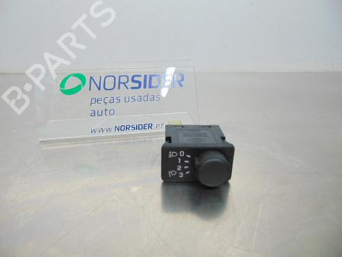 Used Switch NISSAN ALMERA II (N16) 1.5 (90 hp) 19192276