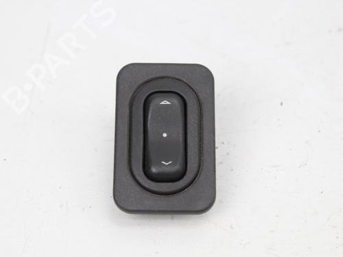 Used Right front window switch OPEL COMBO Box Body/MPV 1.7 CDTI 16V (101 hp) 19207275