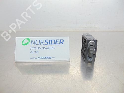 Used Switch NISSAN PRIMASTAR Van (X83) 1.9 dCi 100 (100 hp) 19201446
