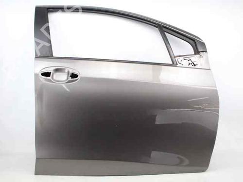 right-front-door-toyota-yaris-_p13_-2010-2011-2012-2013-2014-2015-2016-2017-2018-2019-2020-36941332 main image