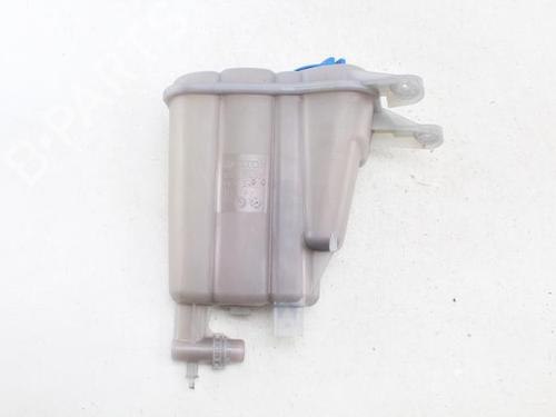 Ekpansionstank Ekpansionstank AUDI A4 B8 (8K2) 2.0 TDI (150 hp) 39573115 39573115