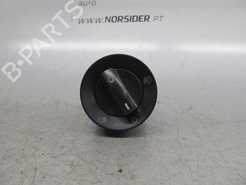 Used Headlight switch VW POLO (9N_, 9A_) 1.2 12V (64 hp) 19189066