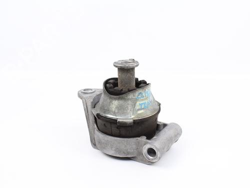 Used Gearbox mount OPEL ZAFIRA A MPV (T98) 2.0 DI 16V (F75) (82 hp) 19205736