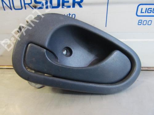 Used Rear left interior door handle MITSUBISHI CARISMA Saloon (DA_) 1.9 TD (DA4A) (90 hp) 19184215