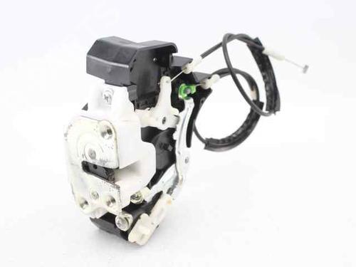 Vergrendeling links achter MITSUBISHI COLT VI (Z3_A, Z2_A) 1.1 (Z31A, Z32A) (75 hp) 30048185