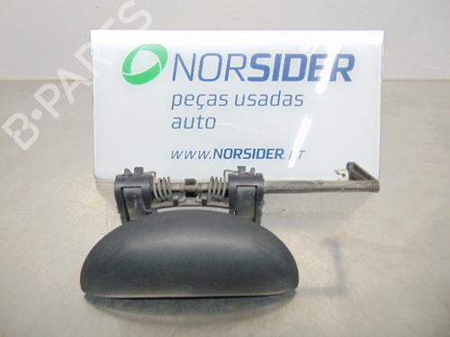 Used Front left exterior door handle PEUGEOT 206 Hatchback (2A/C) 1.1 i (60 hp) 19199412