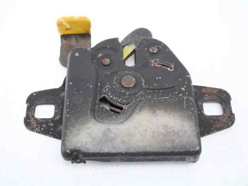 Used Hood lock JEEP GRAND CHEROKEE II (WJ, WG) 3.1 TD 4x4 (140 hp) 19228118