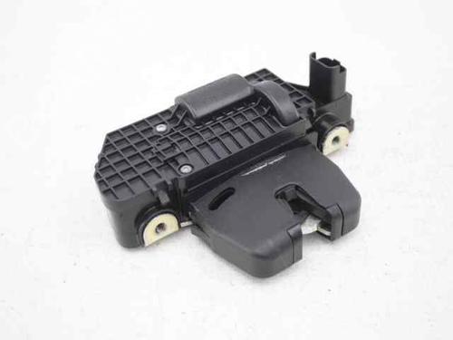 Used Tailgate lock PEUGEOT 3008 I MPV (0U_) 1.6 HDi (114 hp) 19245424