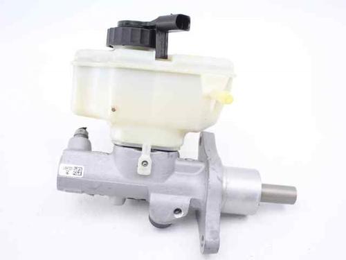 Brake master cylinder VW GOLF VI (5K1) 1.6 TDI | BP21200044M77