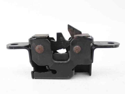 Used Hood lock RENAULT MEGANE III Hatchback (BZ0/1_, B3_) 1.5 dCi (106 hp) 25828231
