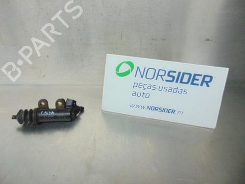 Used Clutch slave cylinder TOYOTA COROLLA (_E12_) [2001-2008]  19200287